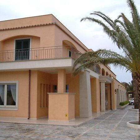 Hotel Ristorante La Lampara غيزيريا المظهر الخارجي الصورة
