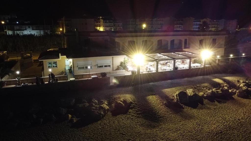 Hotel Ristorante La Lampara غيزيريا المظهر الخارجي الصورة