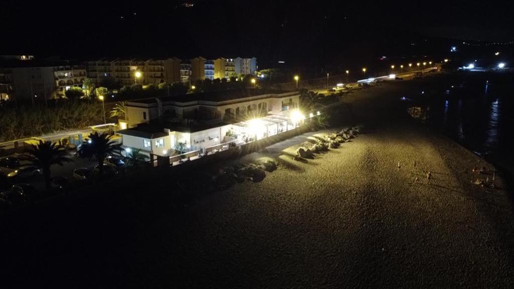 Hotel Ristorante La Lampara غيزيريا المظهر الخارجي الصورة