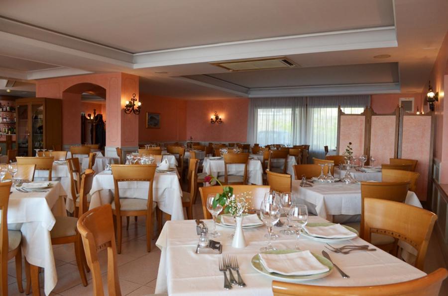 Hotel Ristorante La Lampara غيزيريا المظهر الخارجي الصورة